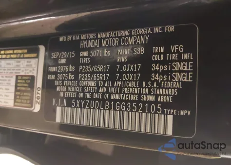 2016 Hyundai Santa Fe Sport 2.4L z USA, uszkodzony, nr VIN 5XYZUDLB1GG352105